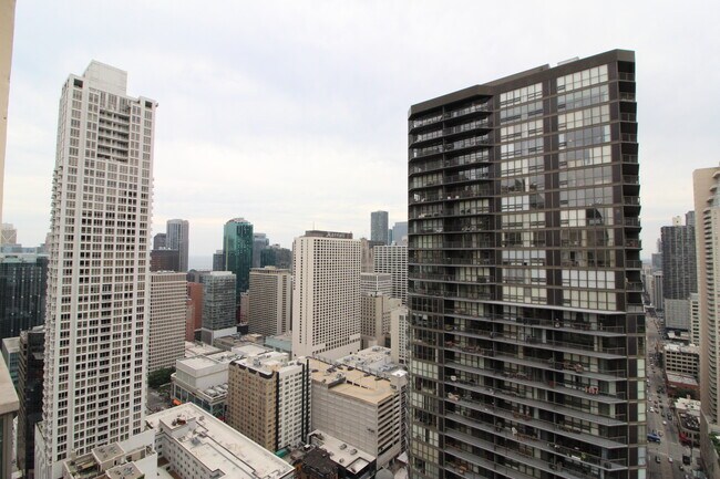 Building Photo - 2 E Erie St