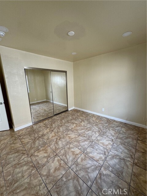 Building Photo - 3538 W 108th St