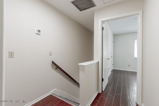 Building Photo - 3216 Oak St