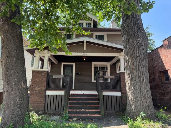 Primary Photo - Unique House in Historic Neighborhood!