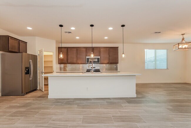 Building Photo - 9918 E Acceleration Dr