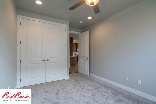 Building Photo - Beautiful 4-Bedroom 2.5 Bath with a 3 Car ...