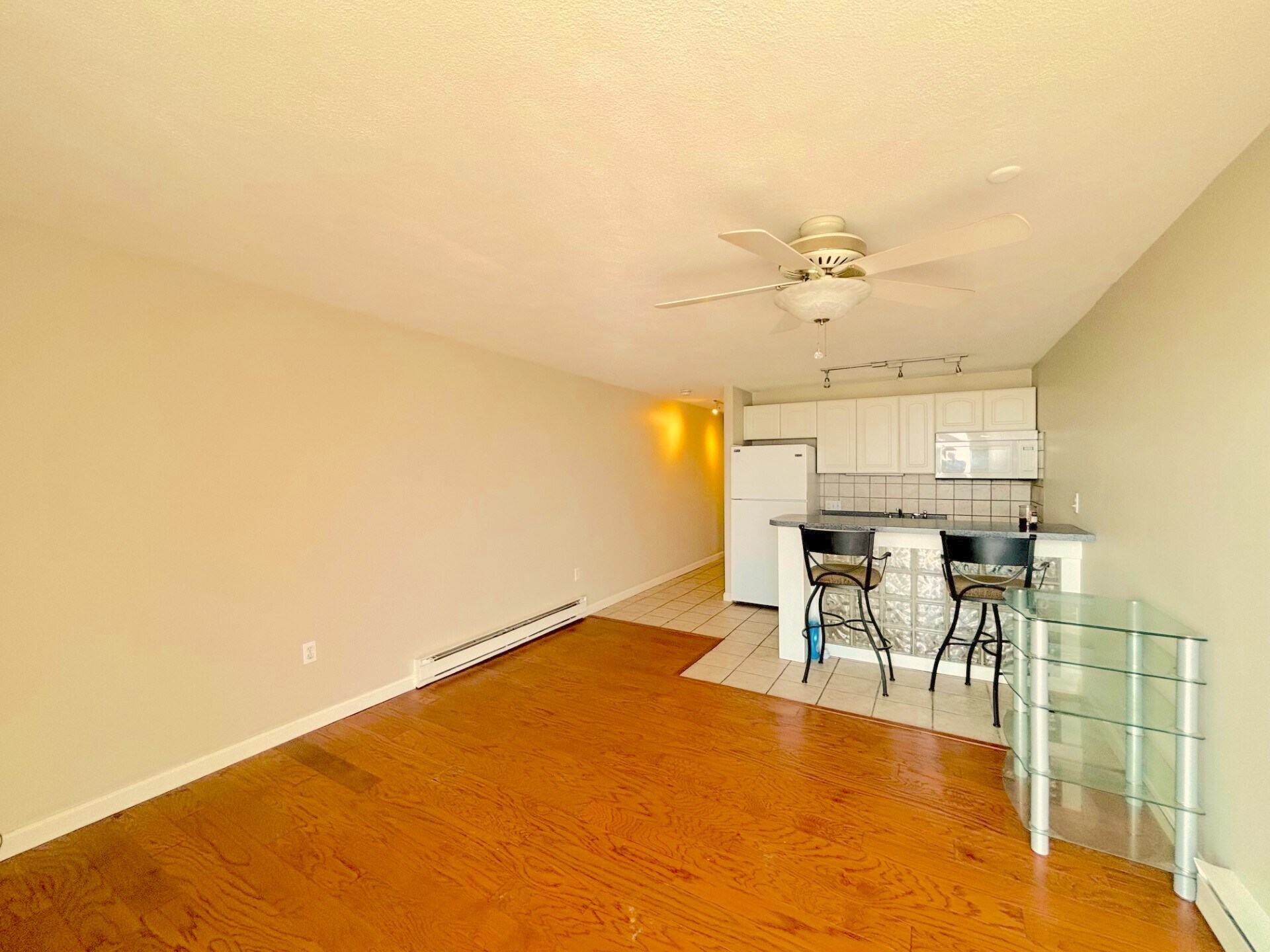 Building Photo - 383 Revere Beach