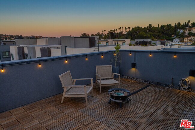 Building Photo - 1557 Verbena Wy
