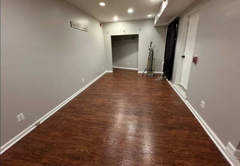 Building Photo - 1211 Ridge Ave