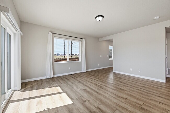 Building Photo - $2,340.95, 3 bed, 2.5 bath located in Colorado Springs with a fenced back yard