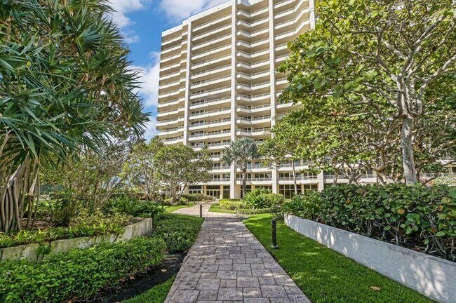 Building Photo - 4101 N Ocean Blvd