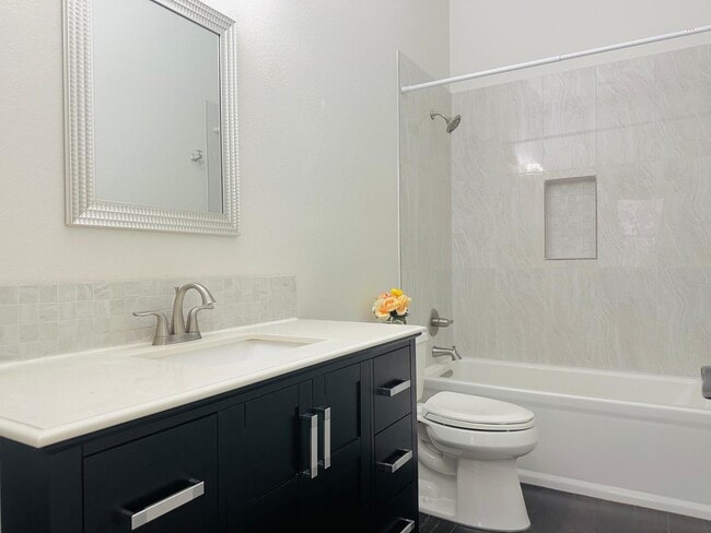 Building Photo - 21546 N 72nd Way