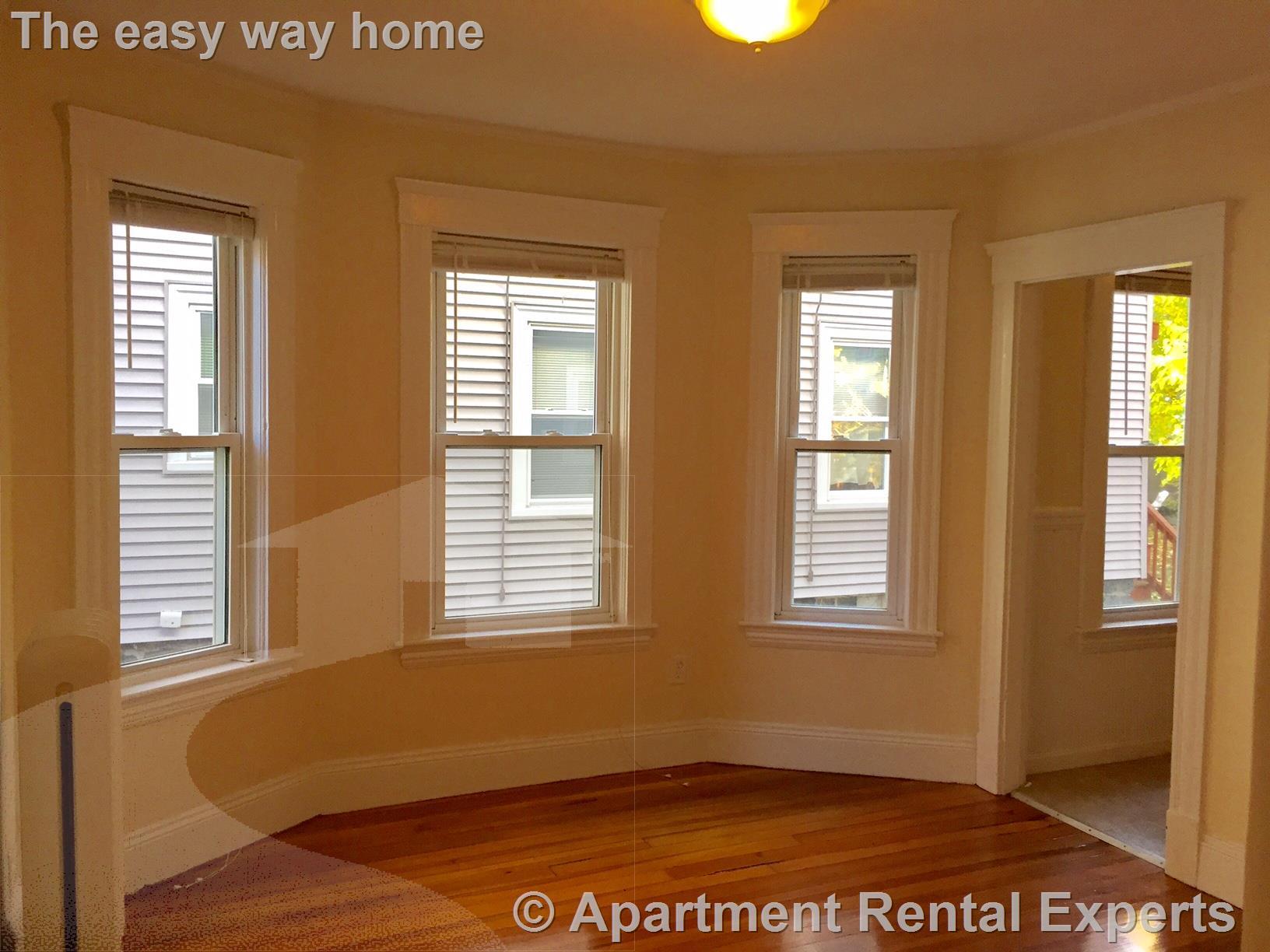 Building Photo - 9 Orrin St