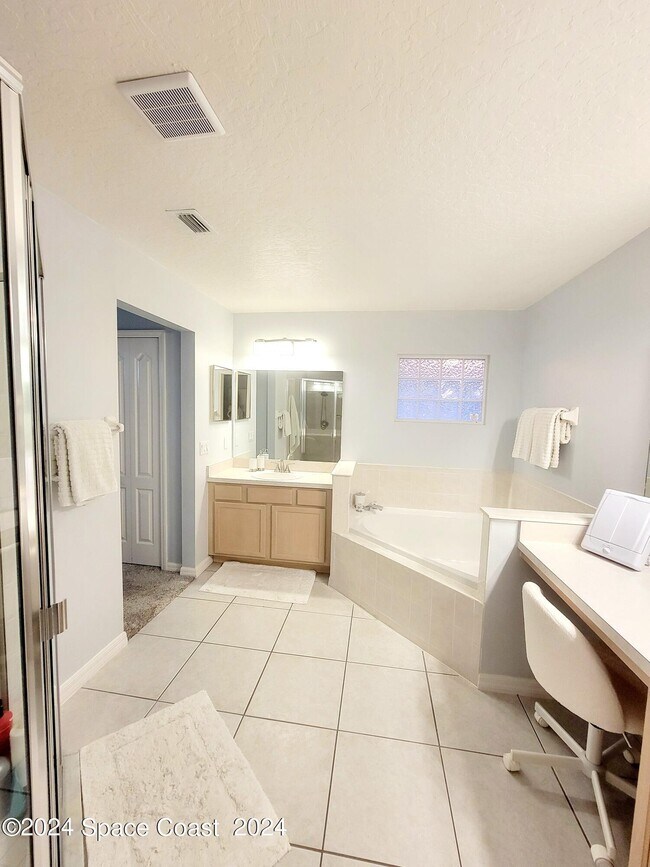 Building Photo - 3785 Long Leaf Dr