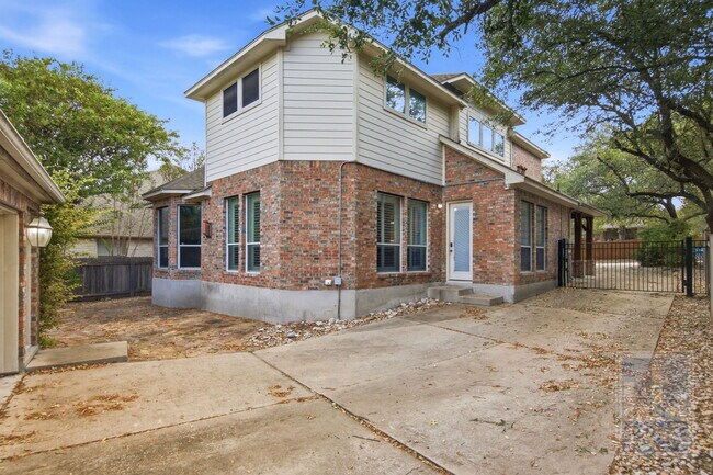 Building Photo - 6624 Nusser Ln