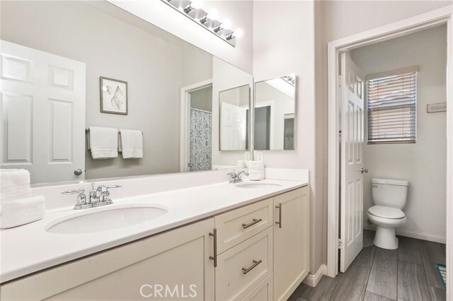 Building Photo - 42911 Del Lago Ct
