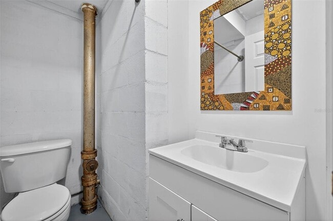 Building Photo - 2716 14th St N