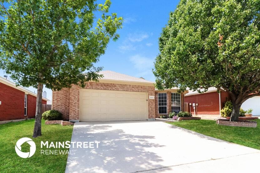 Primary Photo - 10621 Big Oak Dr