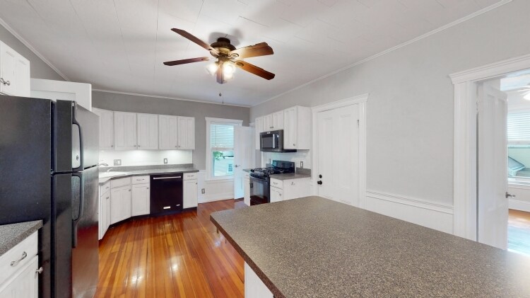 Kitchen B - 87 Irving St