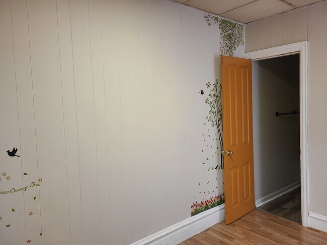 Building Photo - 243 S 8th St