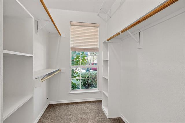 Building Photo - 1423 Red Wolf Dr