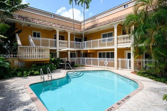 Building Photo - 65 Hendricks Isle