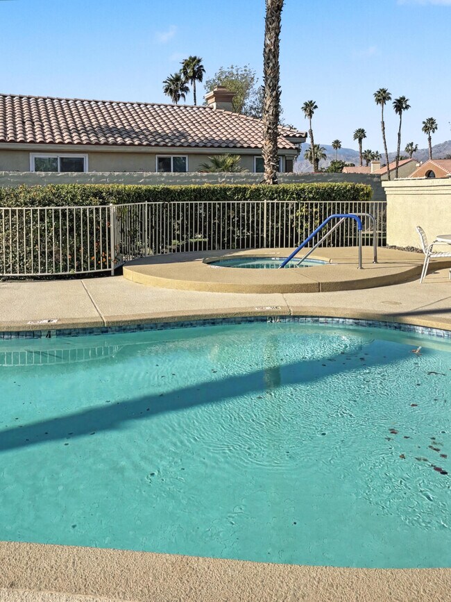 Building Photo - 76915 Turendot St