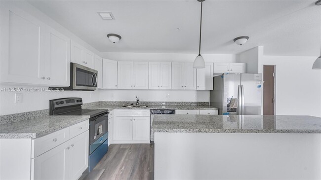 Building Photo - 13385 SW 250th St