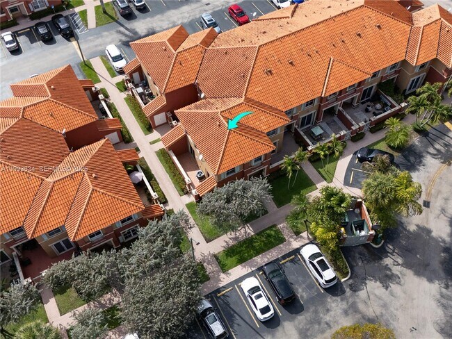 Building Photo - 6201 NW 114th Pl