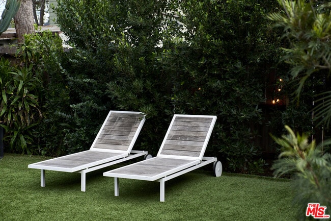 Building Photo - 5918 Monte Vista St