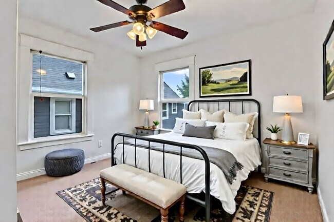 Building Photo - 1 Bedroom w/office space In Corbett/Lair H...