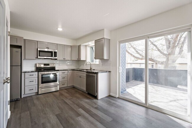 Building Photo - Azalea1629(KP-JF)