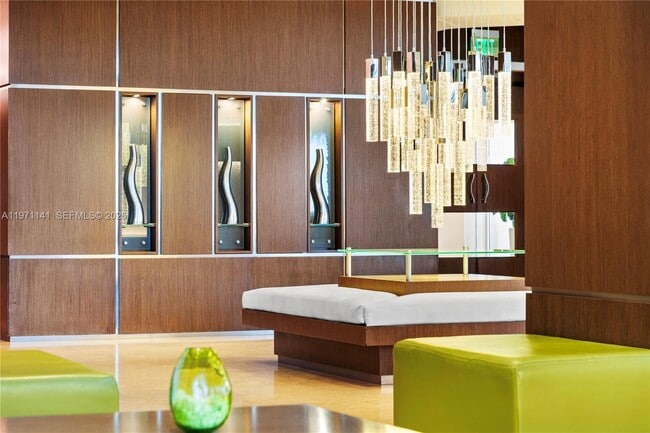 Building Photo - 4775 Collins Ave