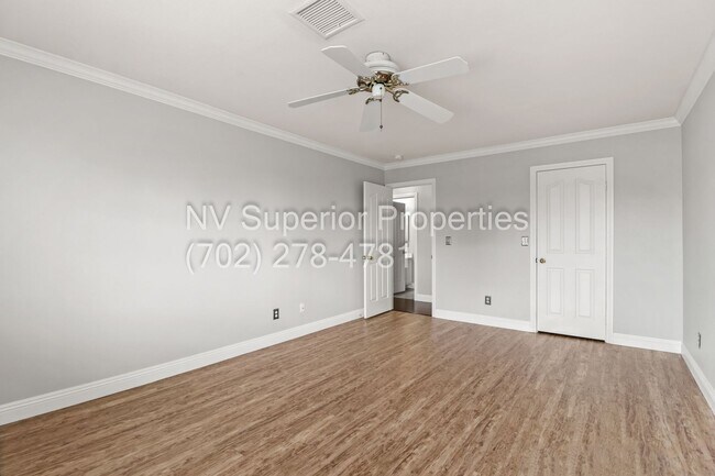 Building Photo - 2900 Soda Creek Ln