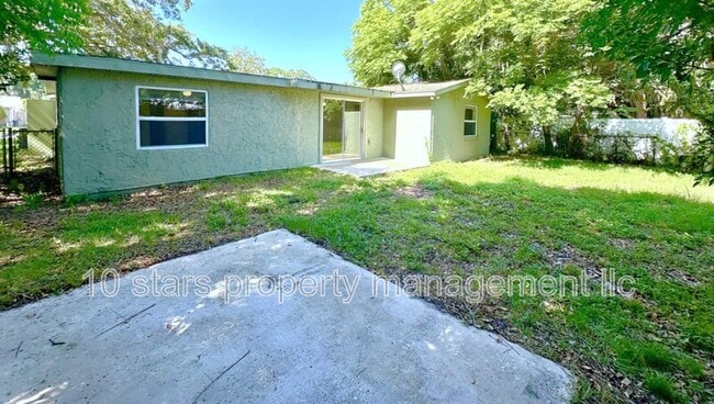 Building Photo - 5707 Quist Dr