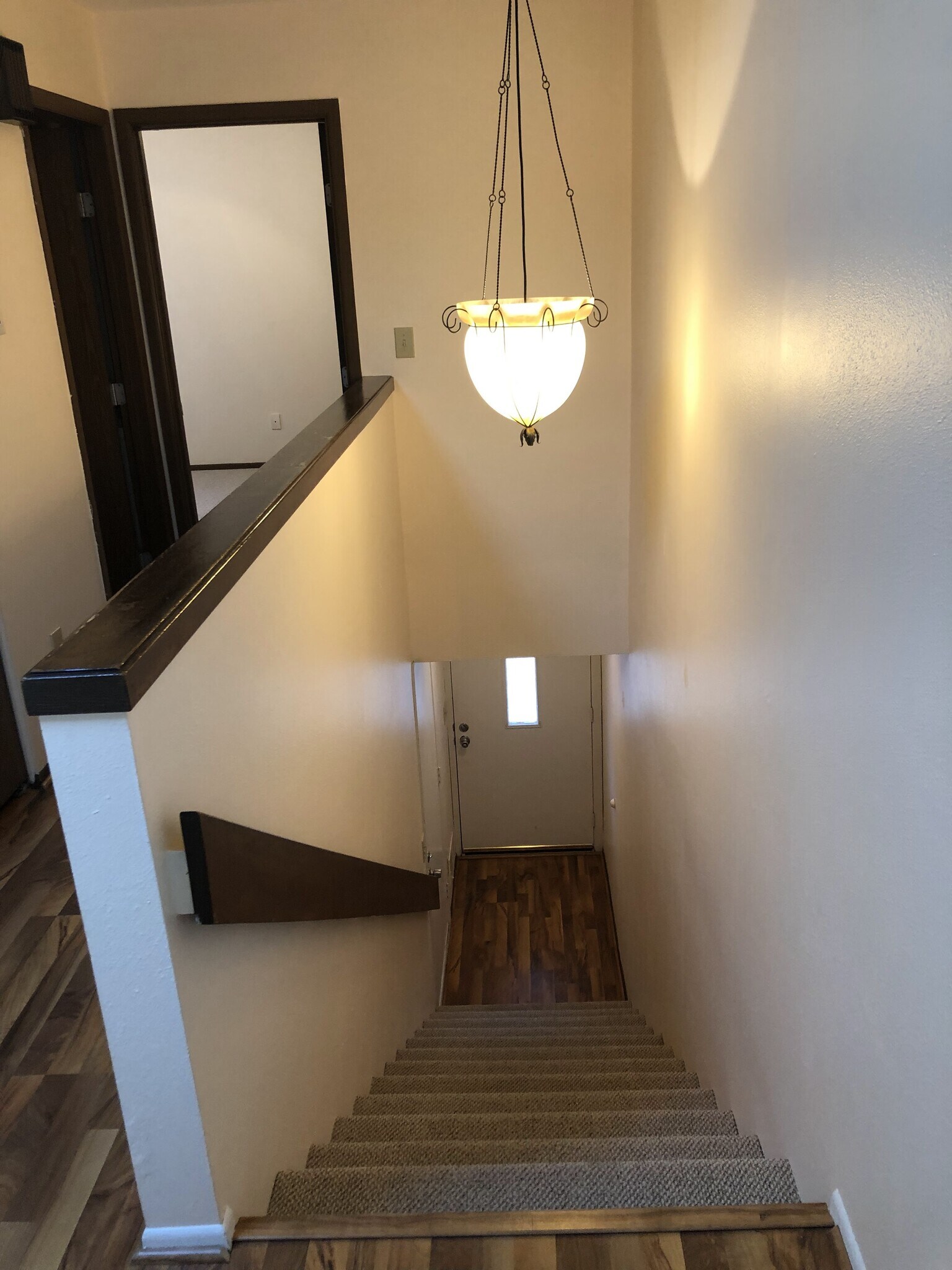 Building Photo - 2094 Fox Hollow Dr