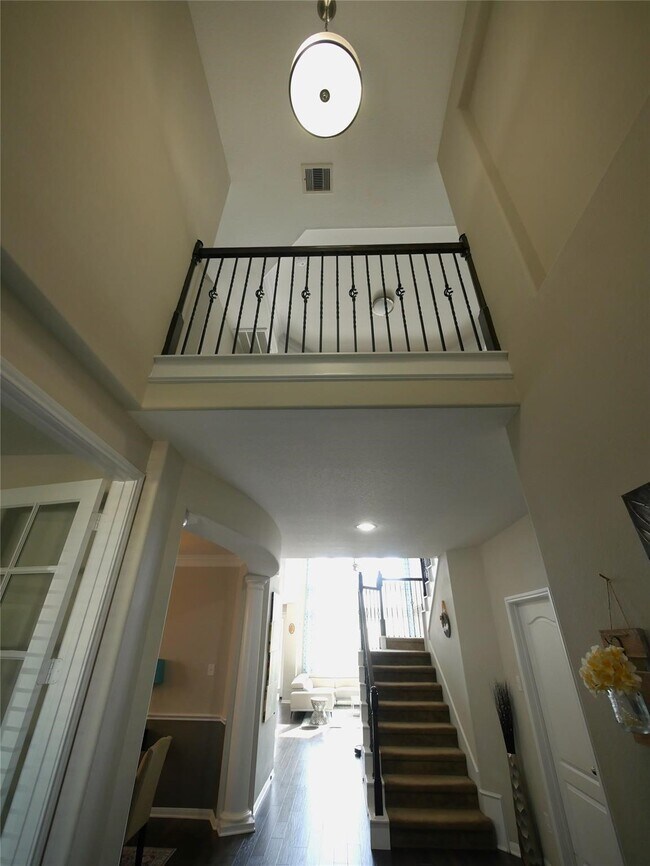 Building Photo - 20715 White Hyacinth Dr