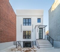 Building Photo - 21-34 33rd St