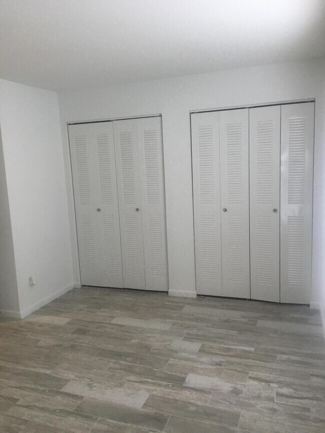 Building Photo - 815 Boynton Beach Blvd