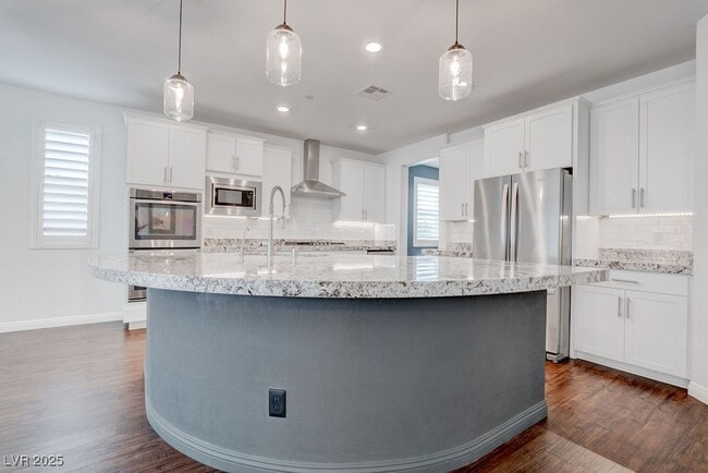 Building Photo - 2489 Cingoli St