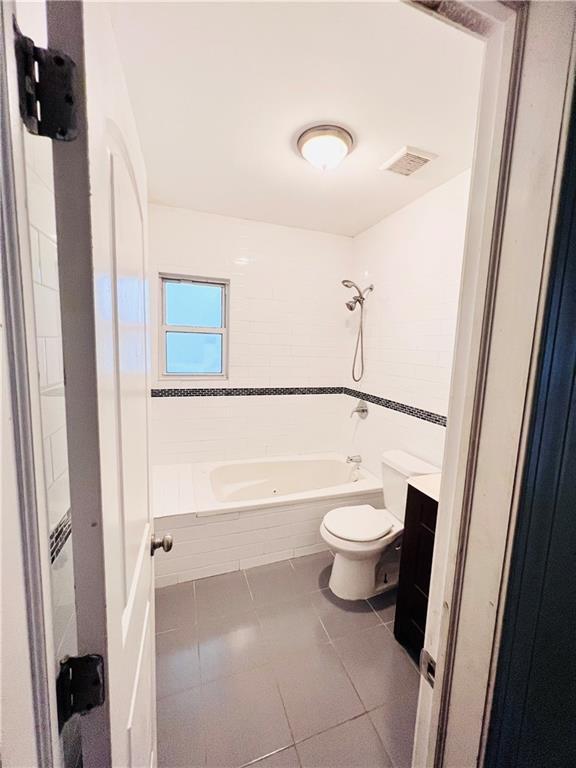 Building Photo - 19060 111th Ave