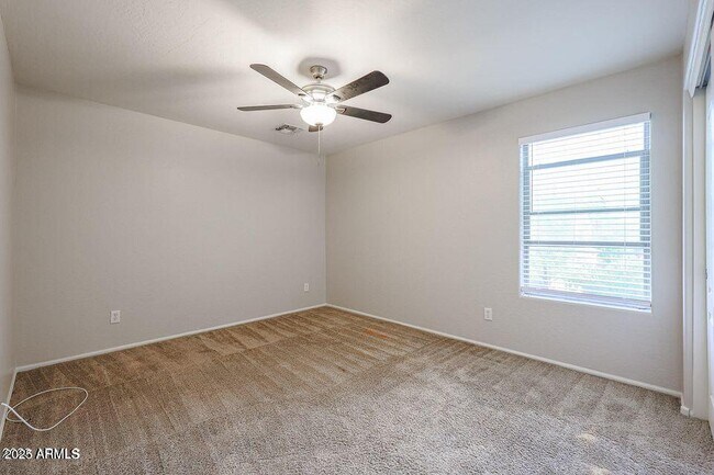 Building Photo - 16205 W Gibson Ln