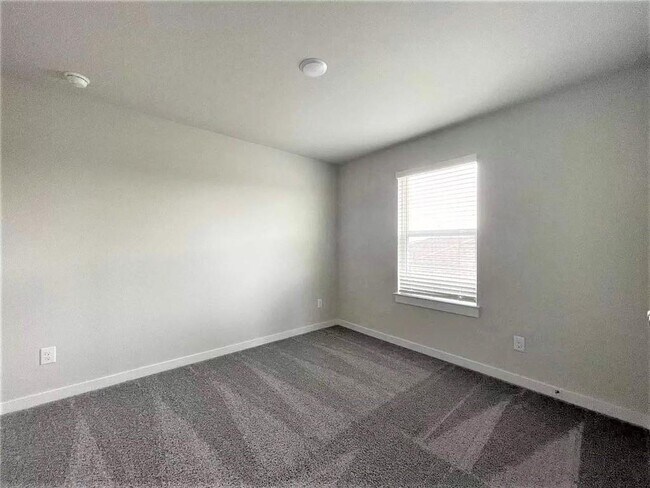 Building Photo - 604 Bridle Creek Dr