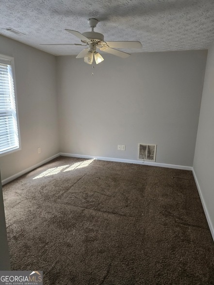 Building Photo - 65 Trelawney Ave