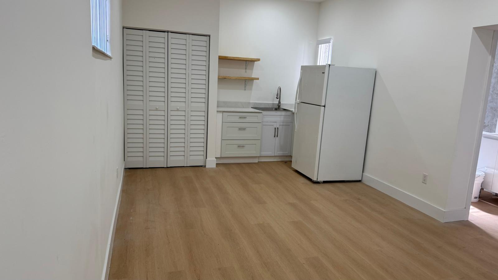 Building Photo - 3510 SW 58th Ct