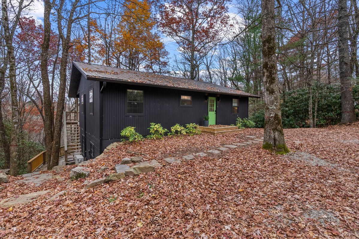 Building Photo - 26 One Blf Ln