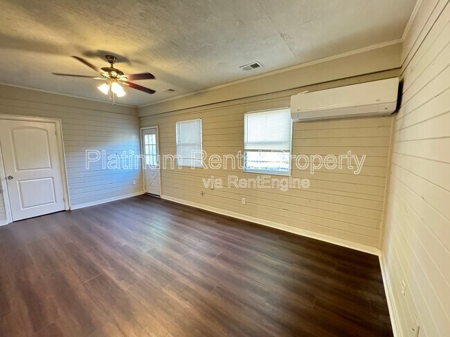 Building Photo - 3520 Canadian Way