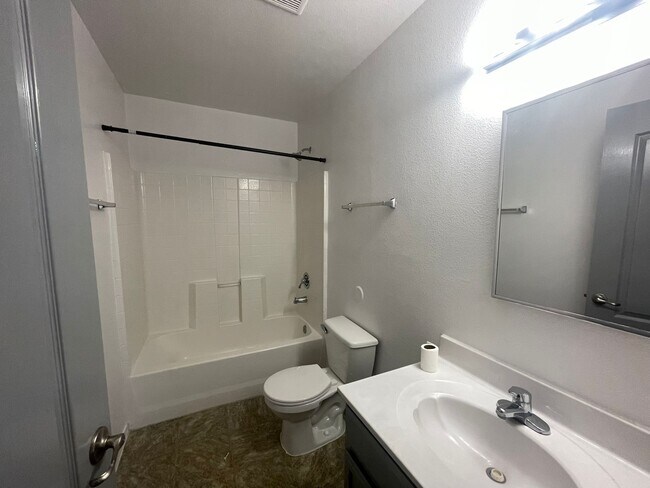 Building Photo - 14304 Gil Reyes Dr