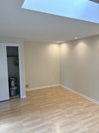 Building Photo - 27 Hillbridge Cir