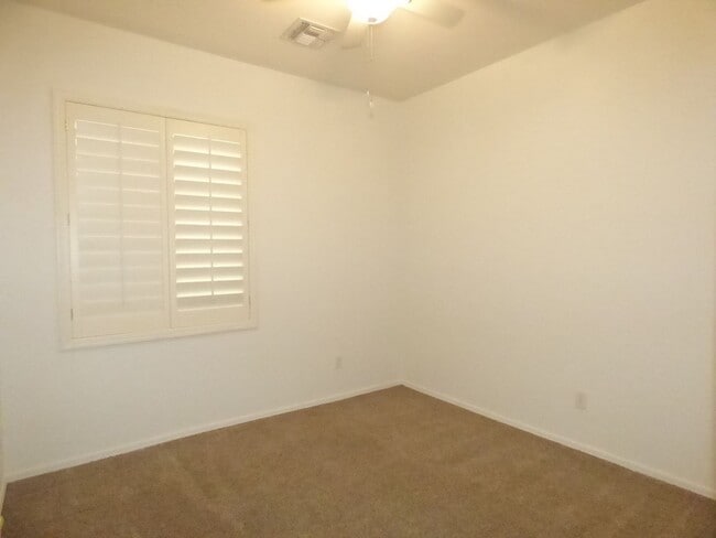 Building Photo - 4 bedroom home with SOLAR and all appliances!