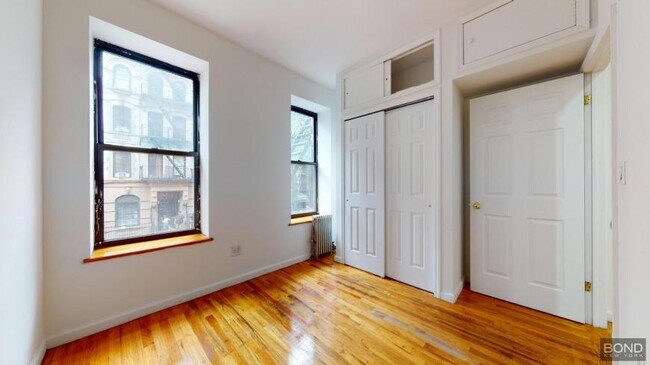 Building Photo - 1 bedroom in Manhattan NY 10003