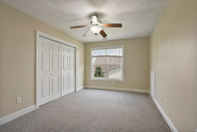 Building Photo - 2813 Franciscan Dr