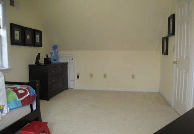 Building Photo - Beautiful 3 Bedroom, 2 Bath Home in Red Lion Schools!