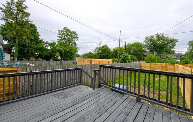 Building Photo - 814-816 S Ohio Avenue